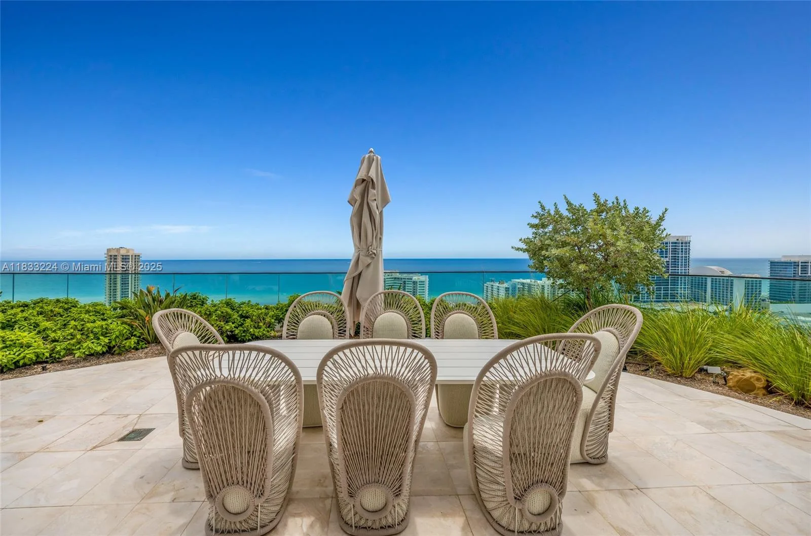 580 72 # 910, Miami Beach, FL 331441 photo 5