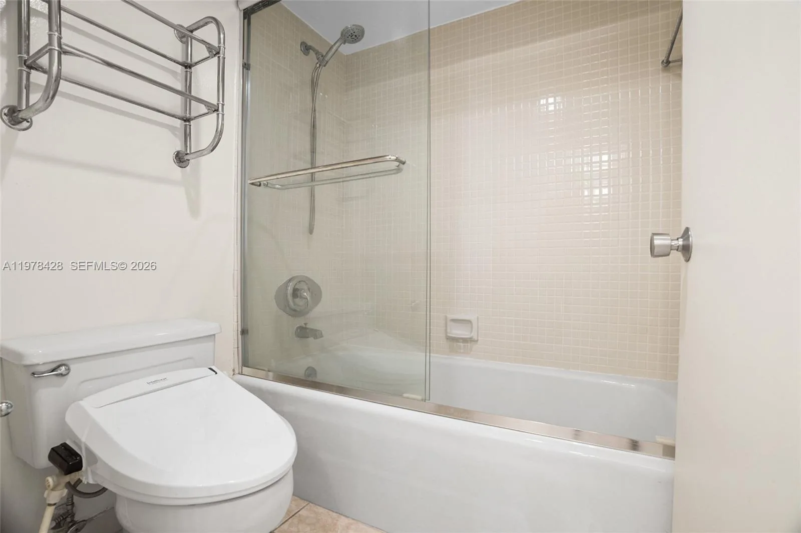 20515 E Country Club Dr # 849, Aventura, FL 33180 photo 6