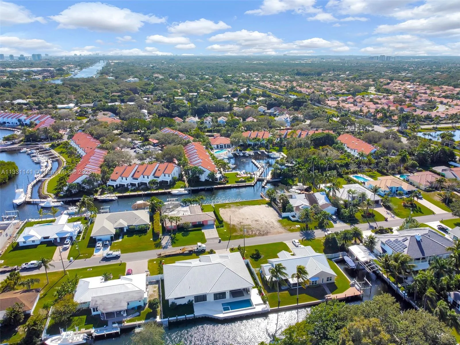 2400 Edward Rd, Palm Beach Gardens, FL 33410 photo 4