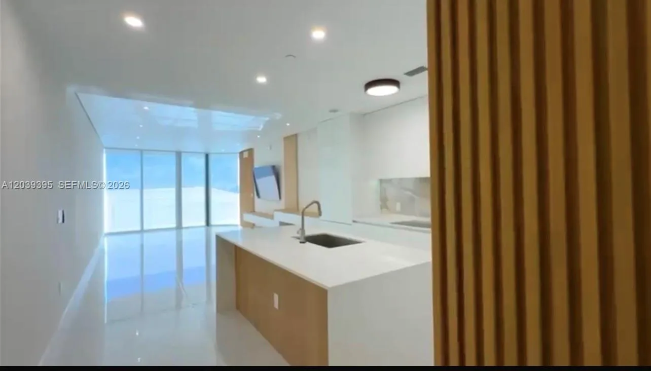 700 NE 24th St # 1505, Miami, FL 33137 — zdjęcie 5