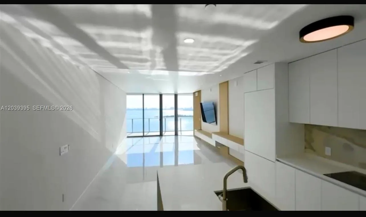 700 NE 24th St # 1505, Miami, FL 33137 photo 8