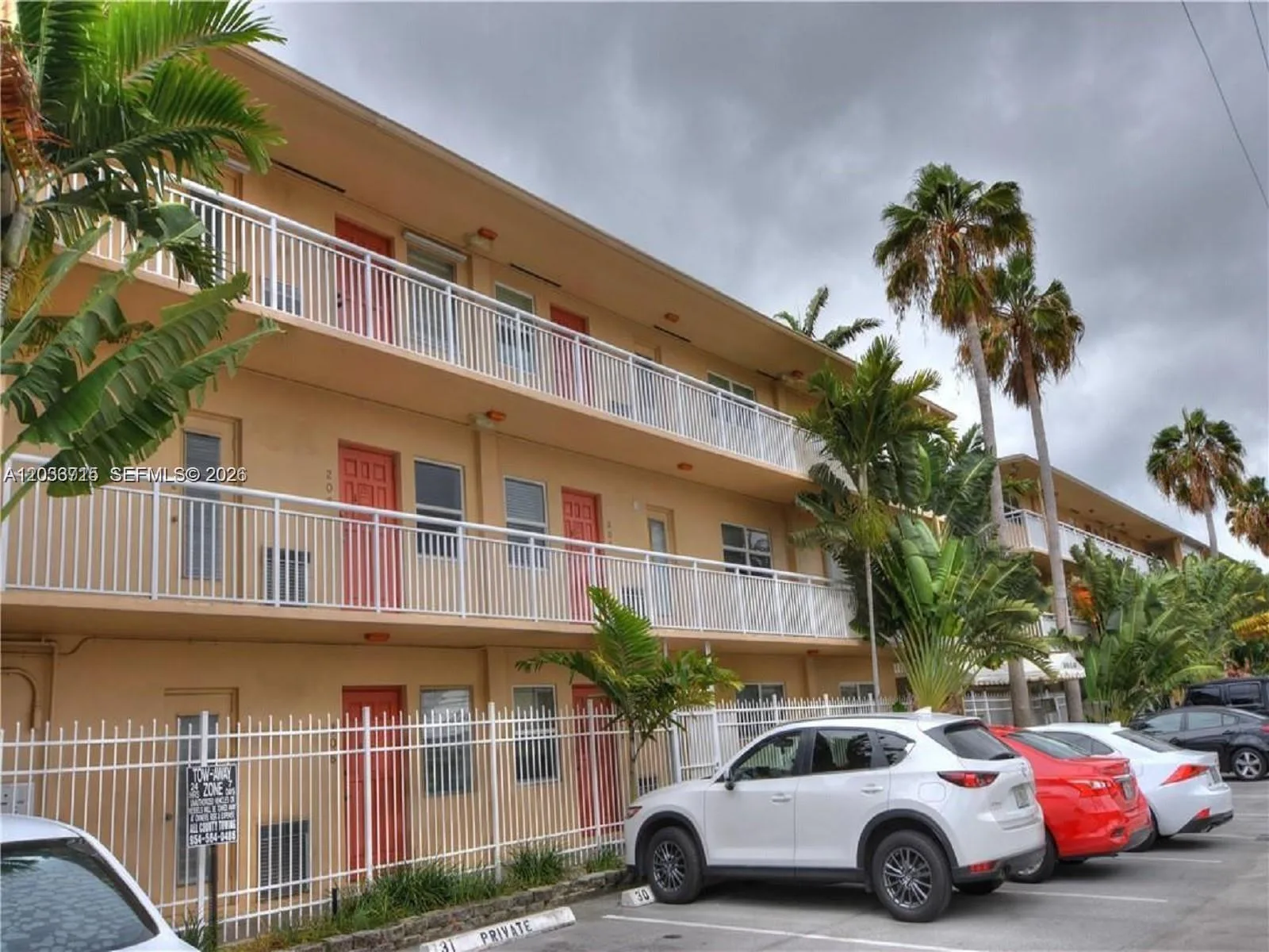1510 SE 15th St # 307, Fort Lauderdale, FL 33316 photo 2