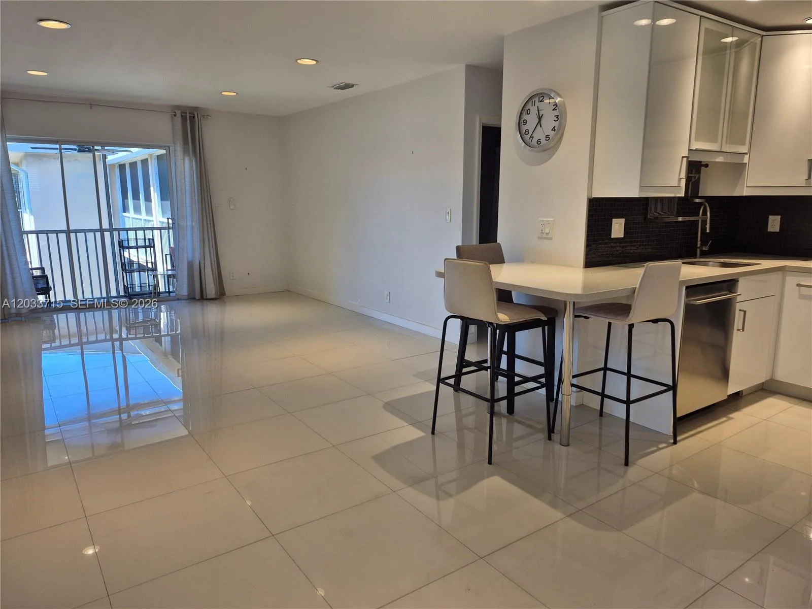 1510 SE 15th St # 307, Fort Lauderdale, FL 33316 photo 4