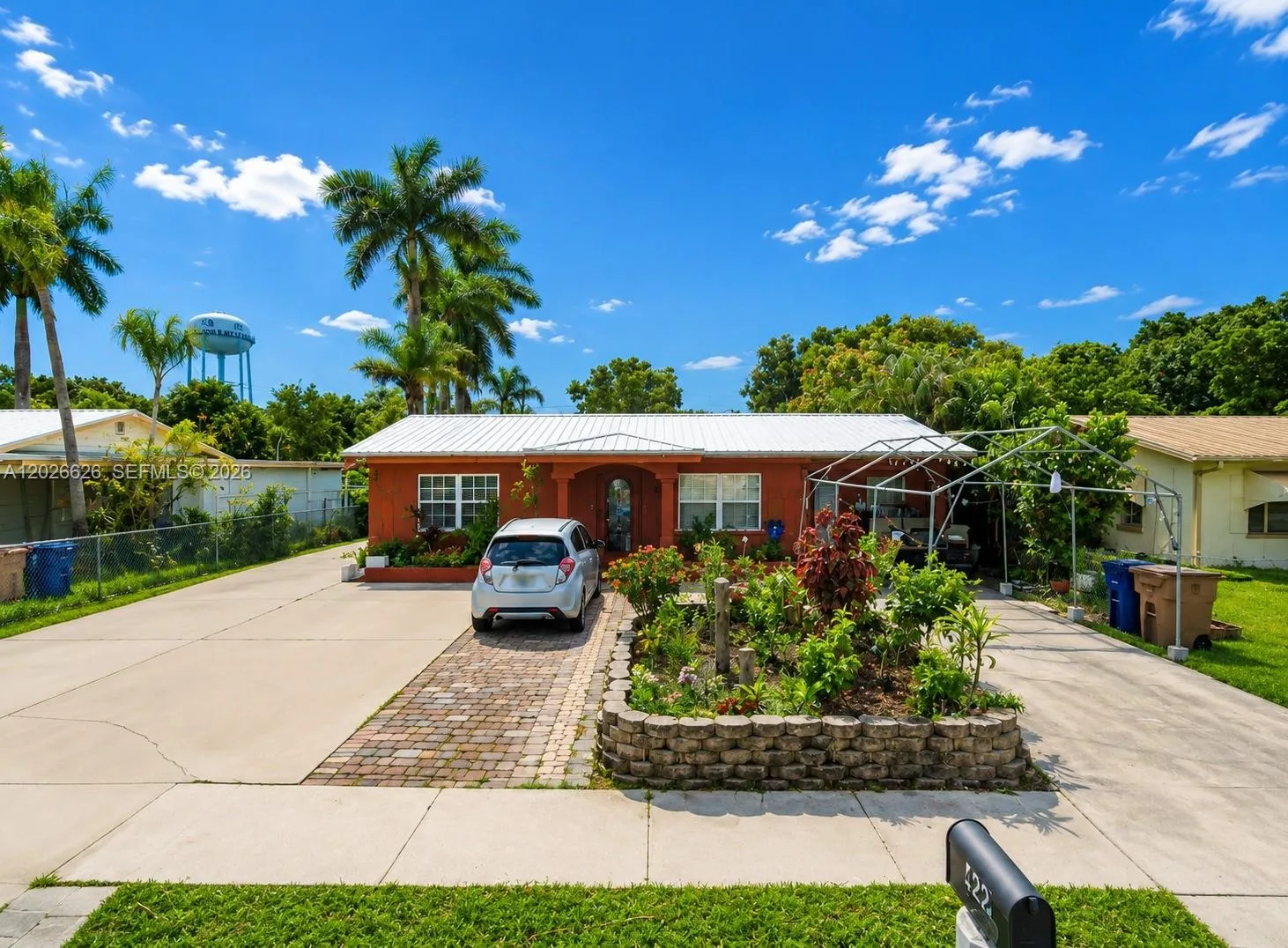 422 Ballair RD, Fort Myers, FL 33905