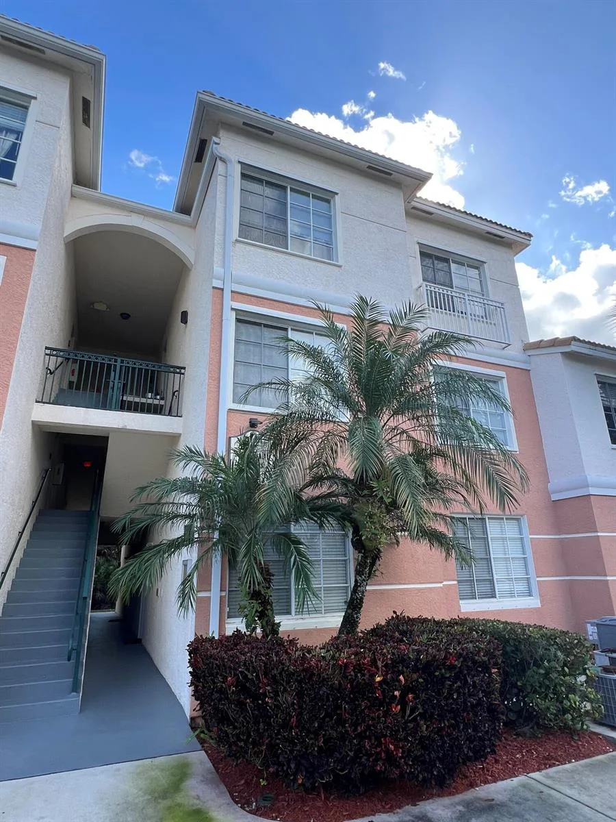 2309 Myrtlewood Circle E # 2309, Palm Beach Gardens, FL 33418
