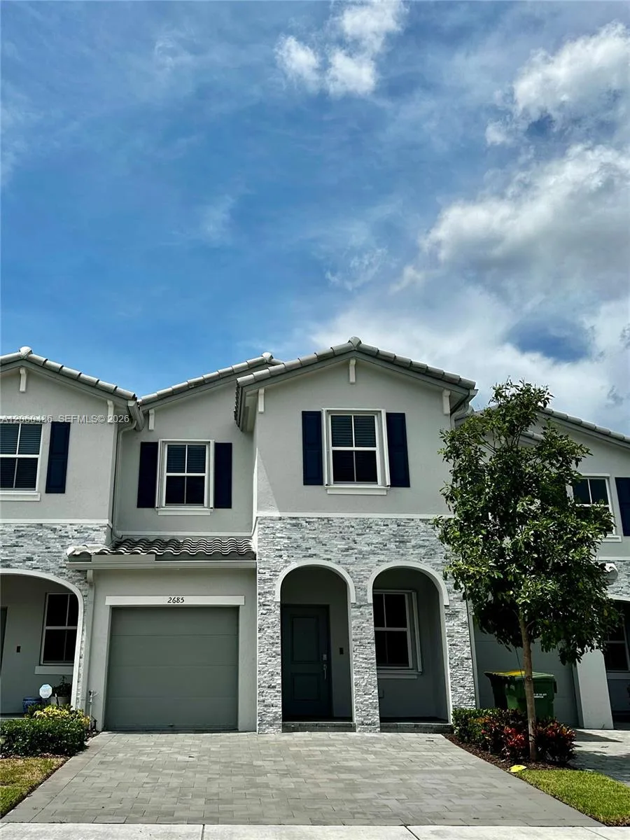 2685 SE 13th Ct, Homestead, FL 33035