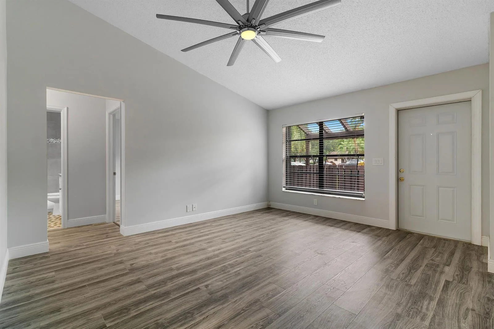 9 Vía De Casas Norte, Boynton Beach, FL 33426 photo 4
