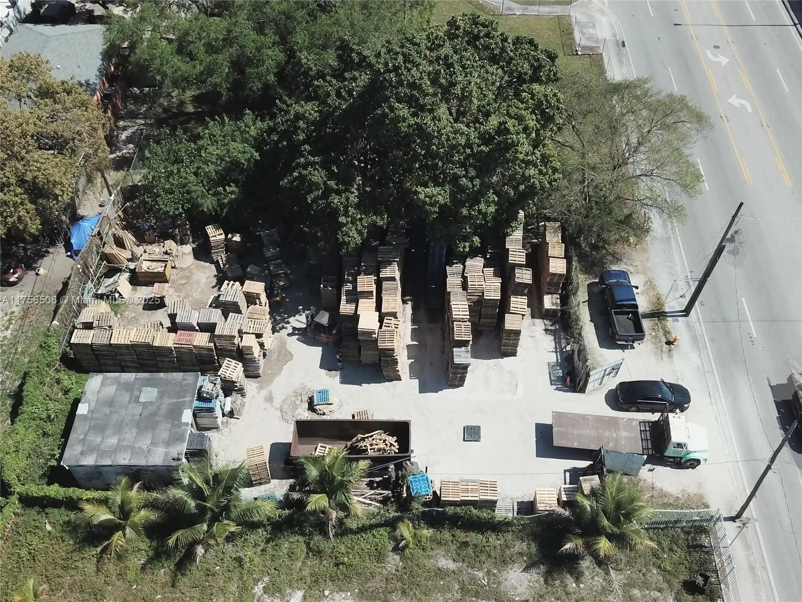 3013 NW 54th St, Miami, FL 33142 photo 11