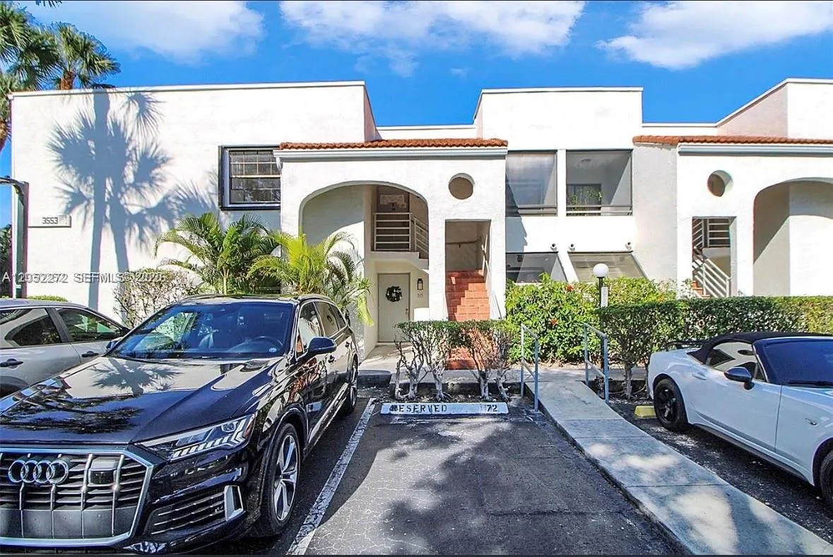 3553 Magellan Cir # 317-1, Aventura, FL 33180