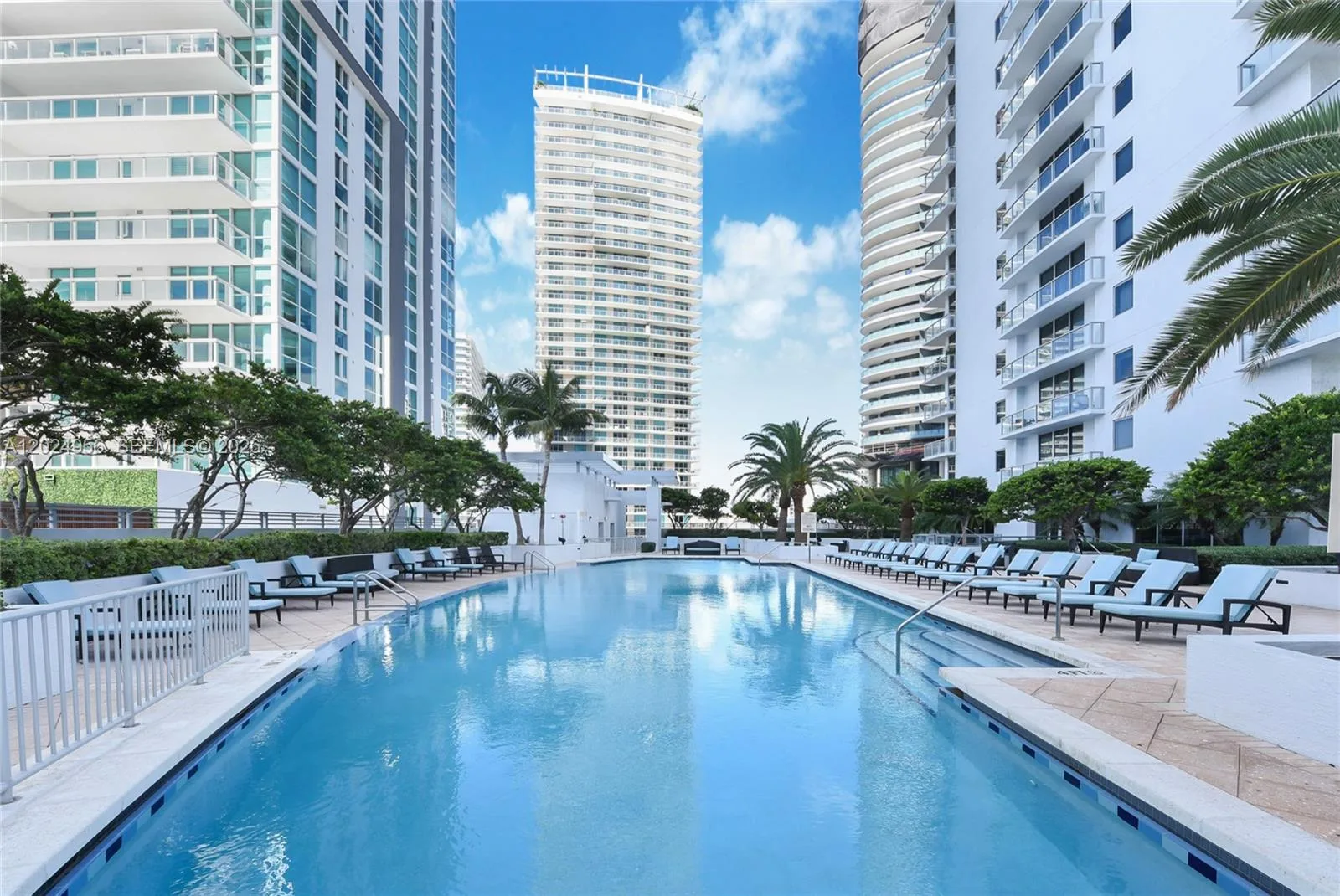 1060 Brickell Ave # 1715, Miami, FL 33131 photo 10
