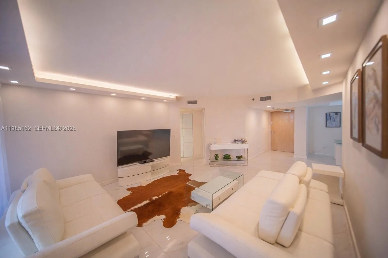 16445 Collins Ave # 425, Sunny Isles Beach, FL 33160 photo 3