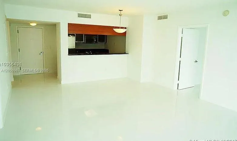 1800 N Bayshore Dr # 3014, Miami, FL 33132 photo 3