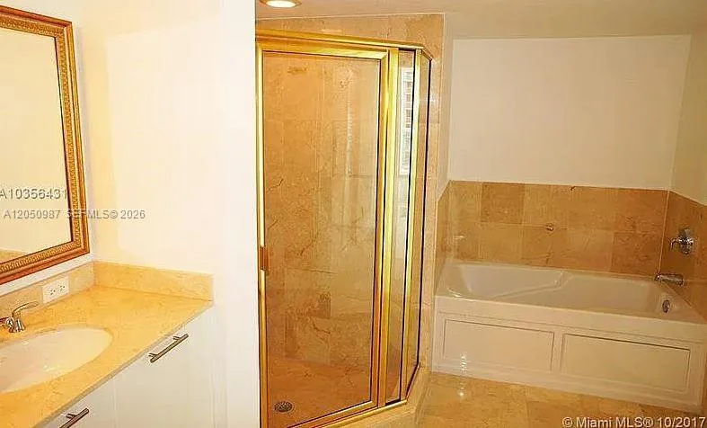 1800 N Bayshore Dr # 3014, Miami, FL 33132 photo 9