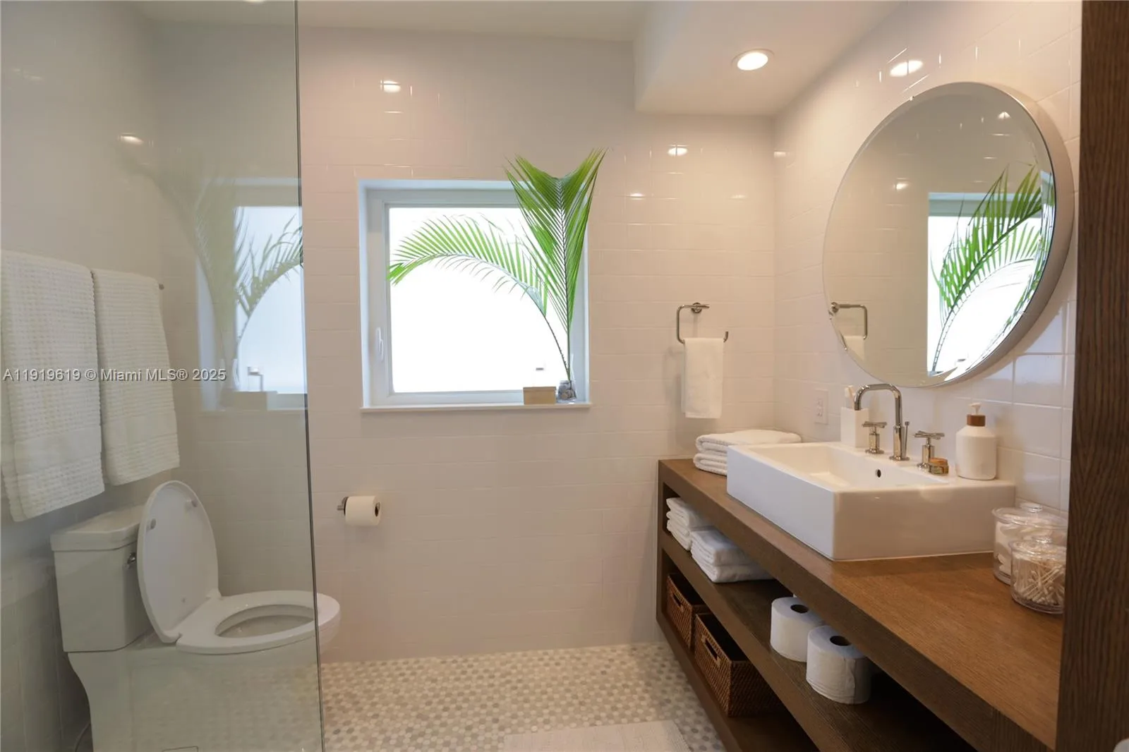 12020 NE 5th Ave, Biscayne Park, FL 33161 photo 9
