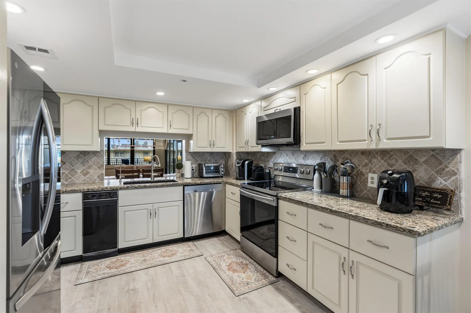 1167 HILLSBORO MILE # 509, Hillsboro Beach, FL 33062 — zdjęcie 4