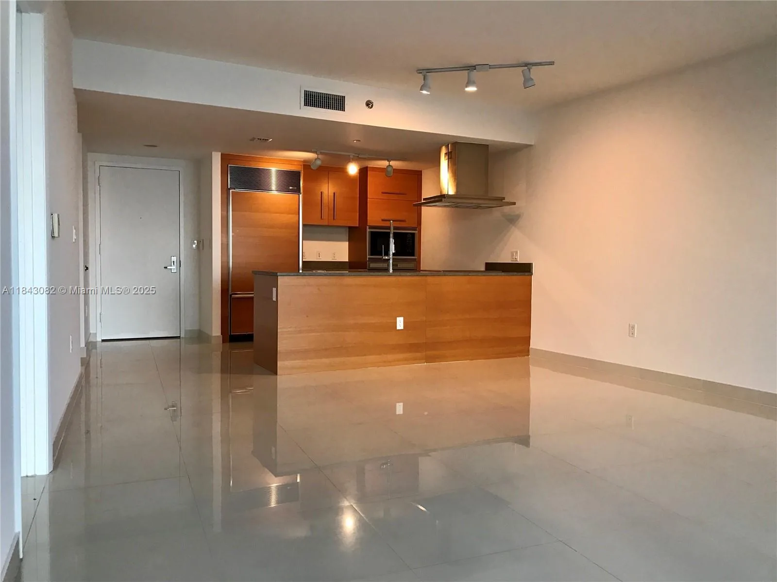 465 Brickell Ave # B 717, Miami, FL 33131 photo 7