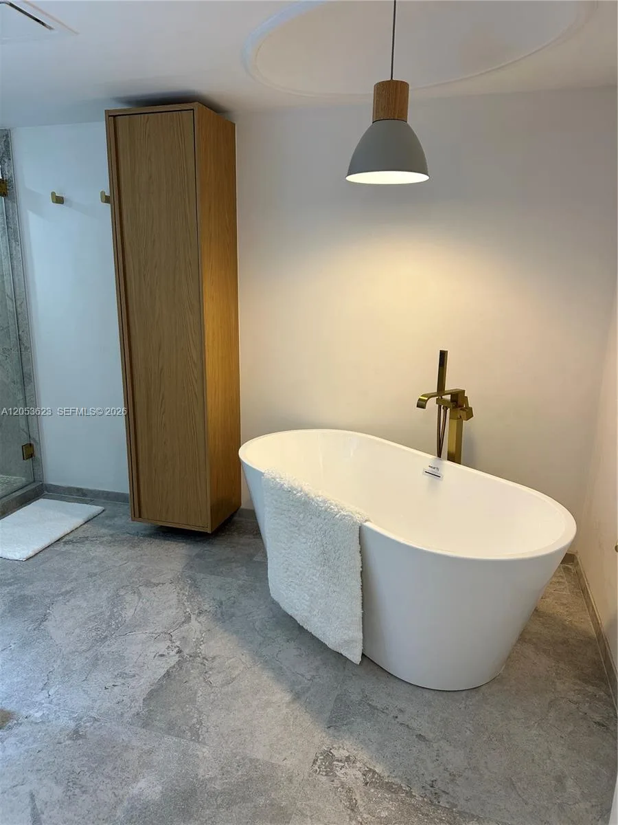 1865 S Ocean Dr # 14N, Hallandale Beach, FL 33009 photo 4