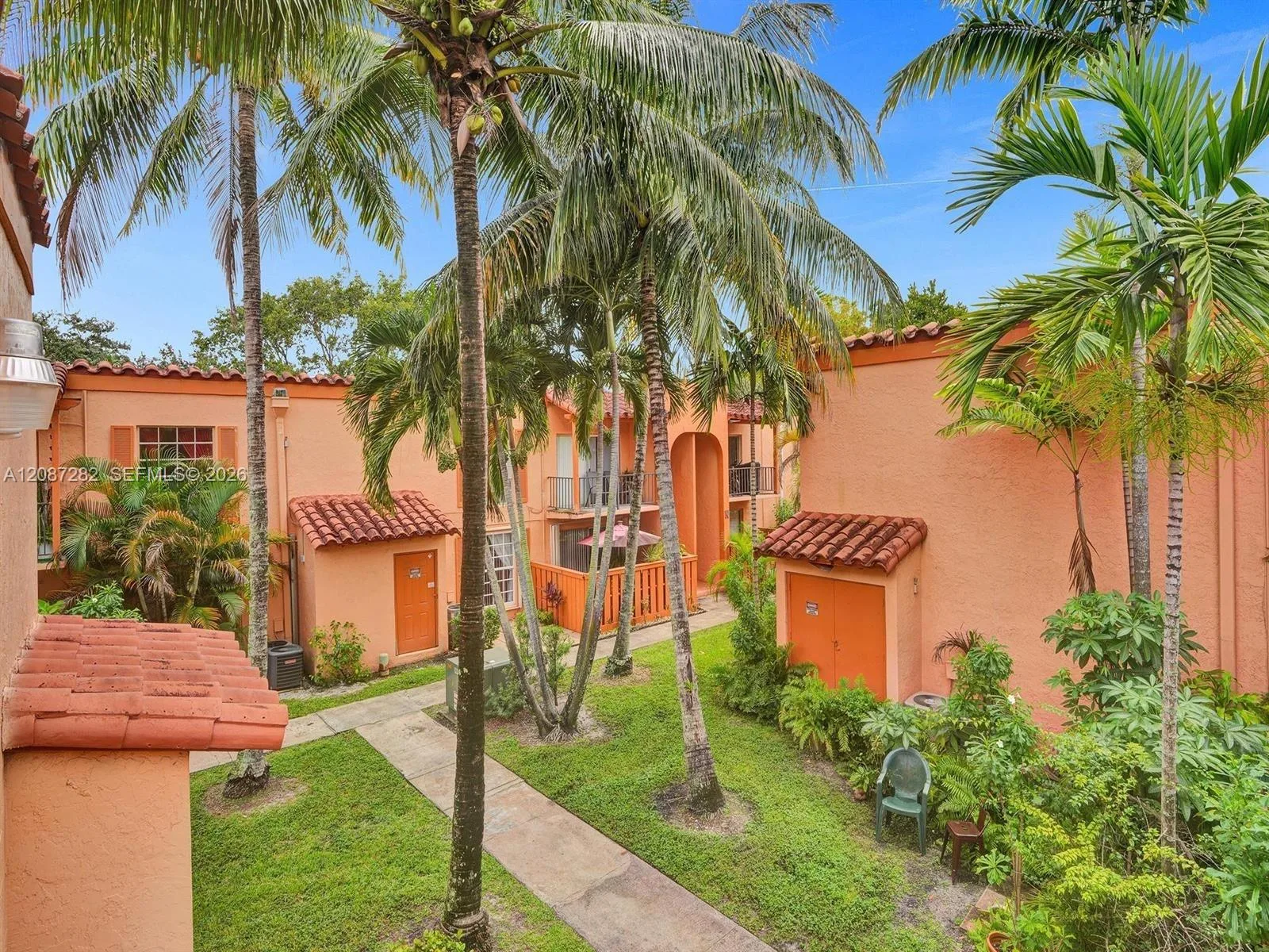 7111 Miami Lakes Dr # N4, Miami Lakes, FL 33014