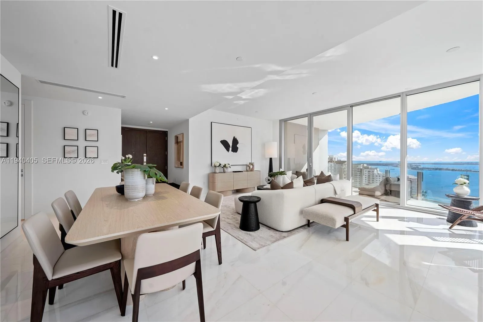 300 Biscayne Blvd Way # 3407, Miami, FL 33131