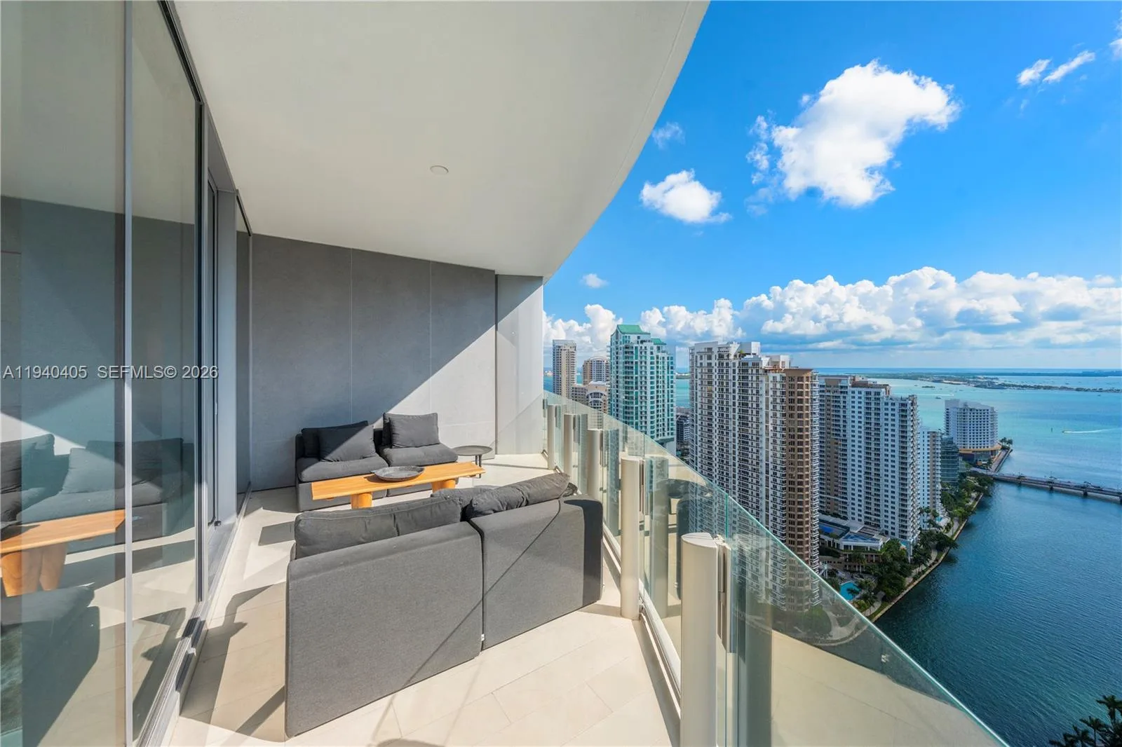 300 Biscayne Blvd Way # 3407, Miami, FL 33131 photo 13