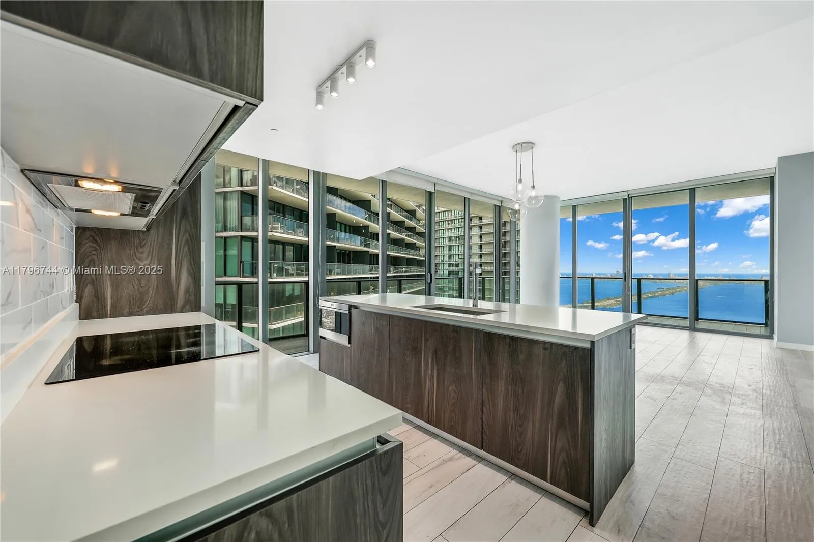 480 NE 31st St # 4307, Miami, FL 33137 photo 3