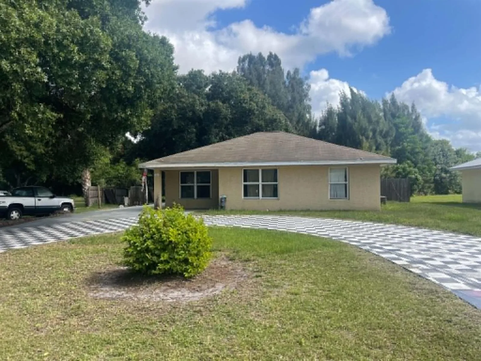 1106 NW 7th Court, Okeechobee, FL 34972 photo 3