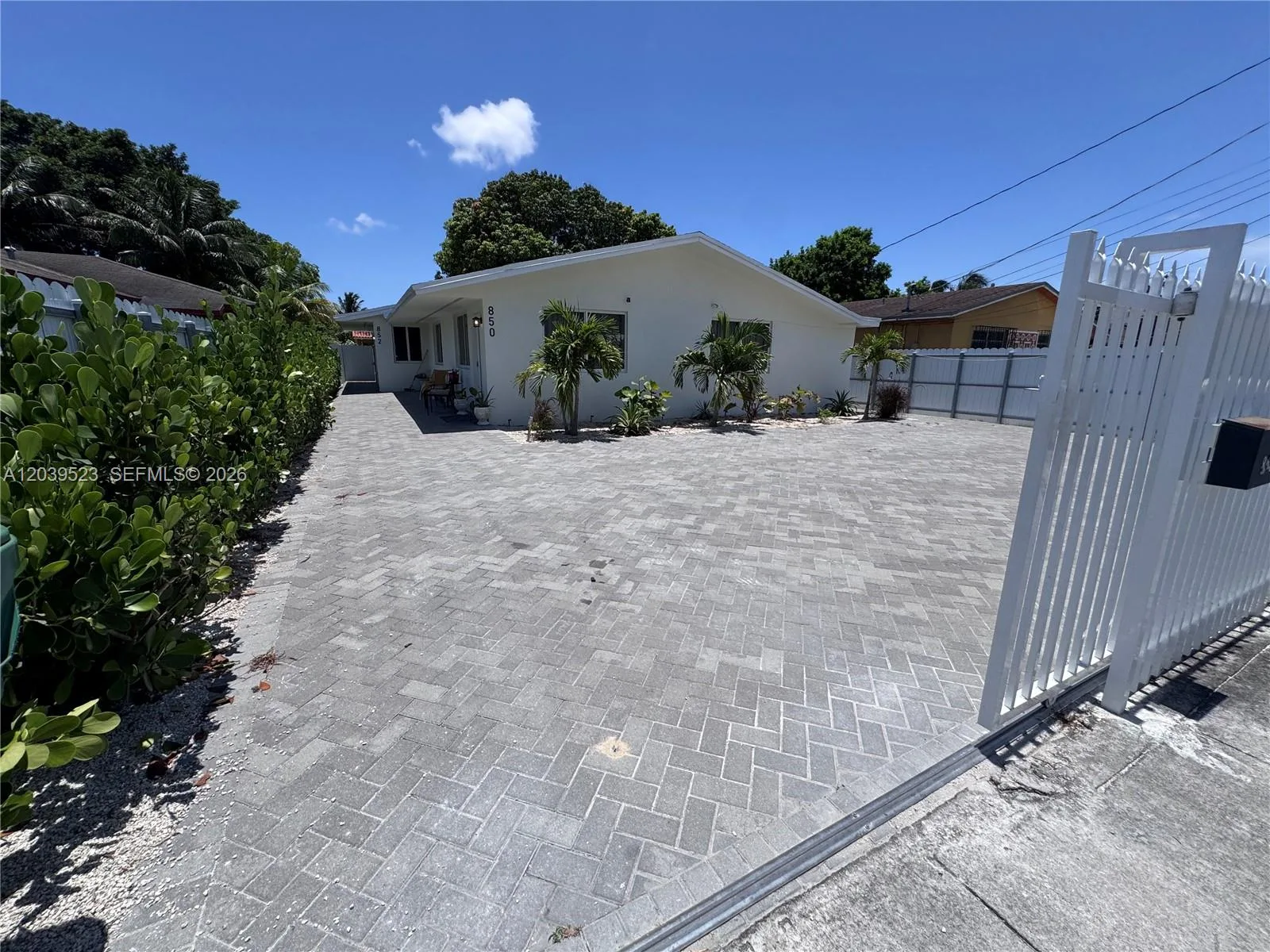 850 NW 109th St # 852, Miami, FL 33168