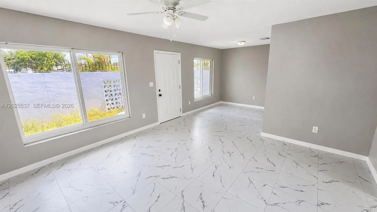 2954 NW 192nd Ter, Miami Gardens, FL 33056 photo 2