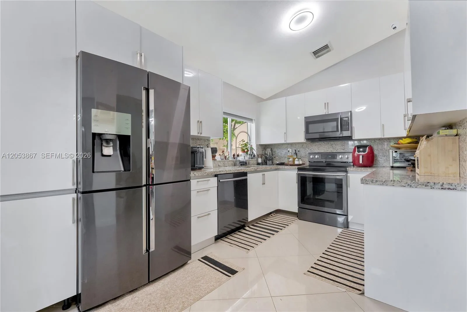 18625 NW 53rd Ave, Miami Gardens, FL 33055 photo 9
