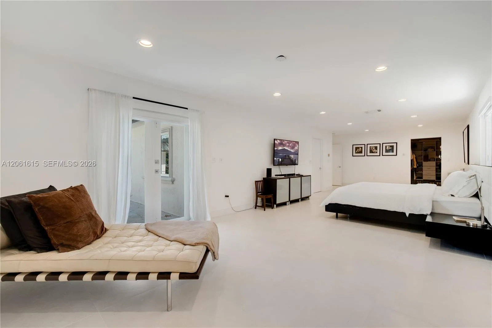 324 Caribbean Rd, Key Biscayne, FL 33149 photo 6