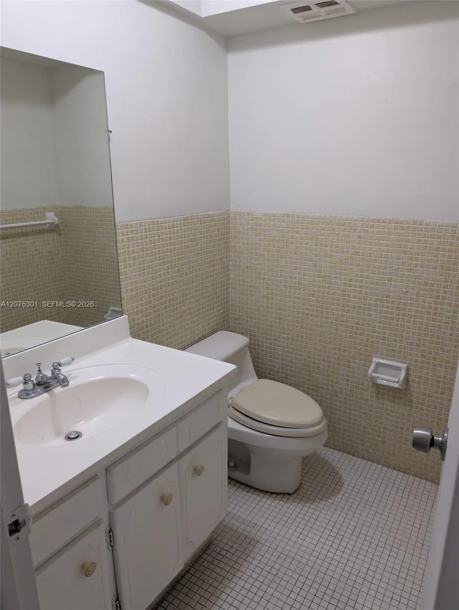 11855 NE 19th Dr # 46, North Miami, FL 33181 photo 6