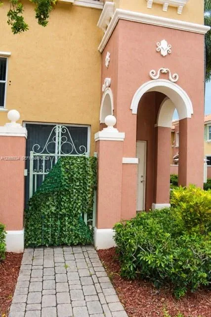 10666 SW 7th St # 2106, Pembroke Pines, FL 33025 — zdjęcie 3