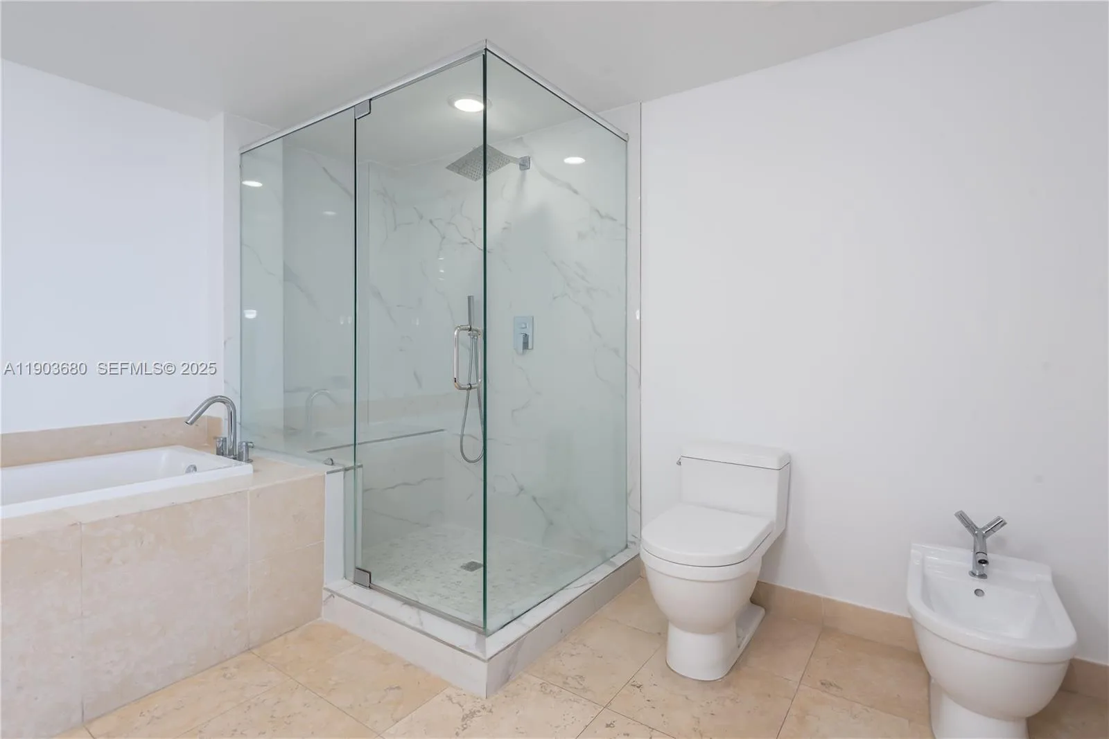 465 Brickell Ave # 1705, Miami, FL 33131 photo 10