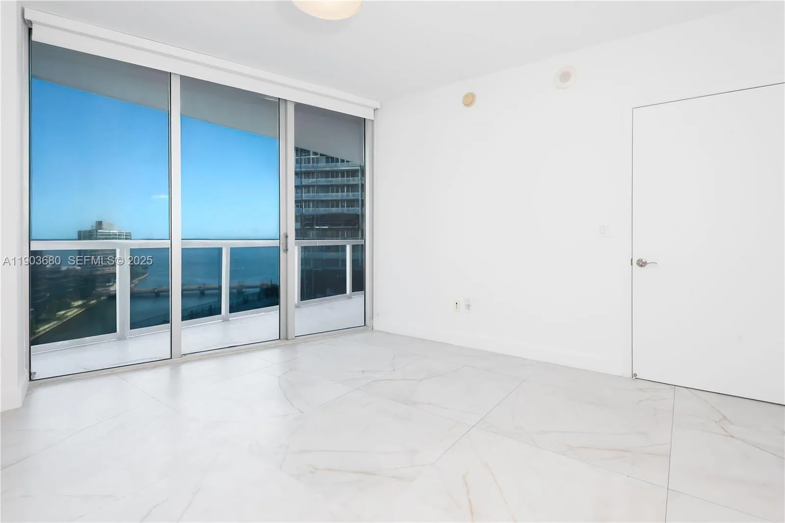 465 Brickell Ave # 1705, Miami, FL 33131 photo 7