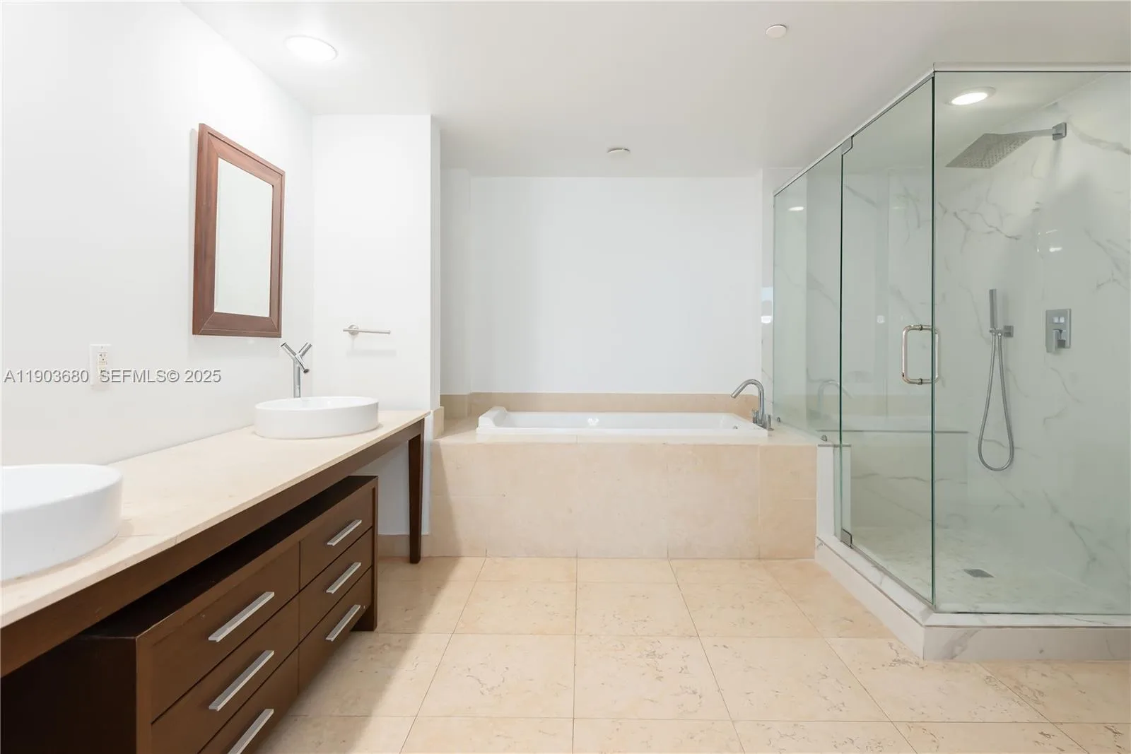 465 Brickell Ave # 1705, Miami, FL 33131 photo 9