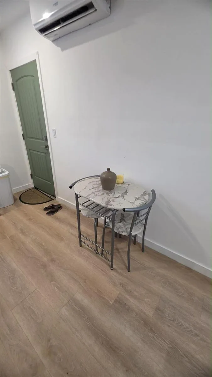 817 TYLER Street # 11, Hollywood, FL 33019
