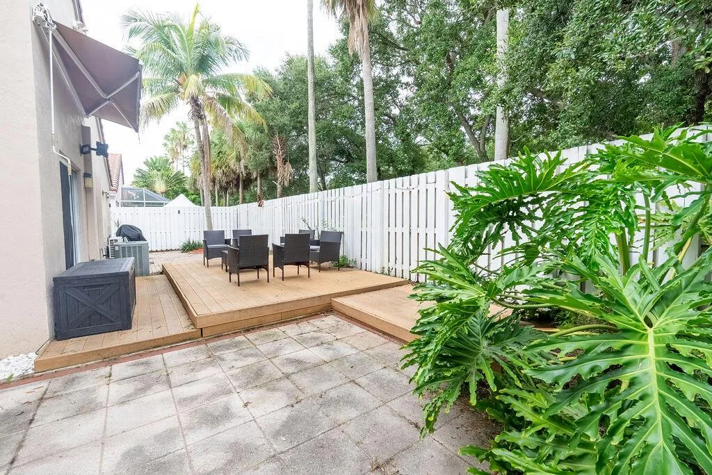 1284 NW 125th Terrace, Sunrise, FL 33323 photo 10