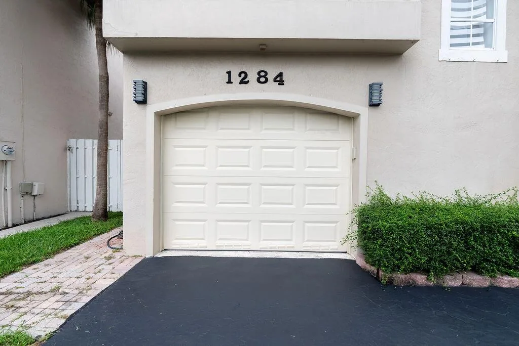 1284 NW 125th Terrace, Sunrise, FL 33323 photo 7
