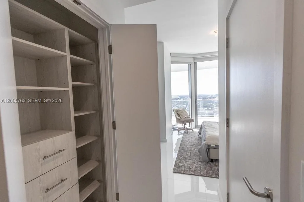 851 NE 1st Ave # 3106, Miami, FL 33132 photo 11