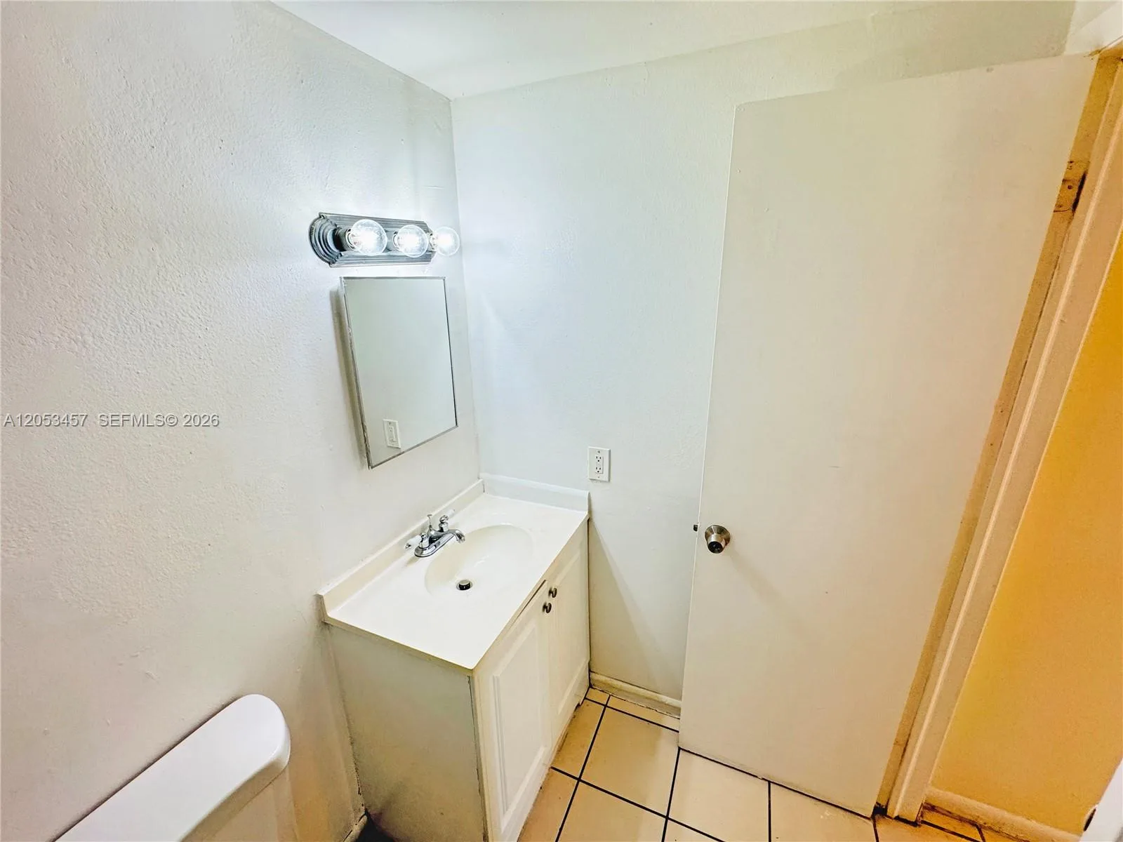 3610 NW 21st St # 205, Lauderdale Lakes, FL 33311 photo 11