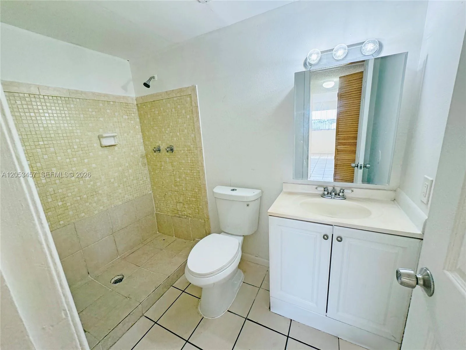 3610 NW 21st St # 205, Lauderdale Lakes, FL 33311 photo 7