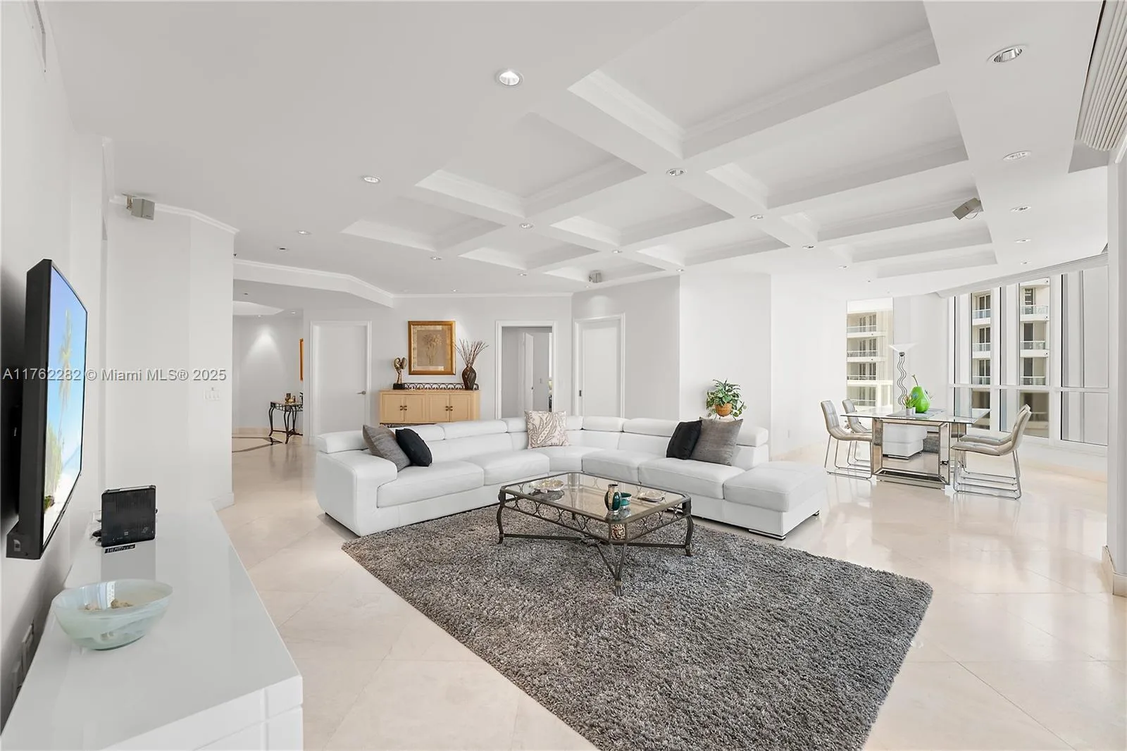 21150 Point Pl # 1102, Aventura, FL 33180 photo 5