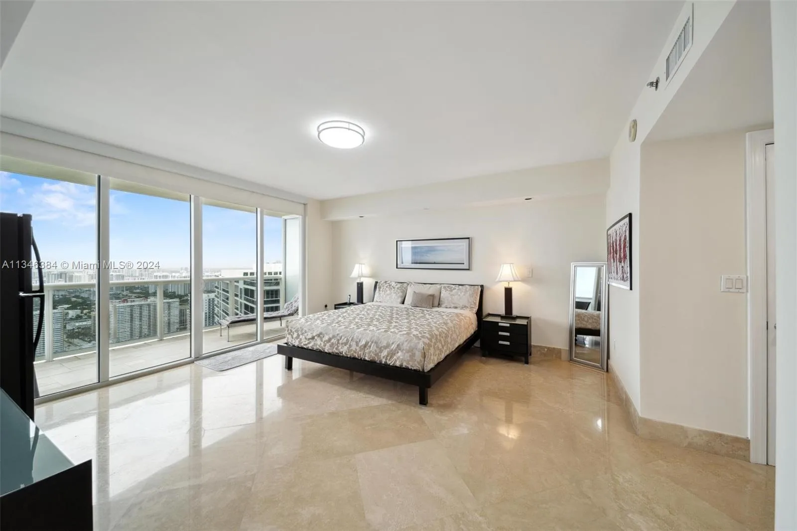 1830 S Ocean Dr # 4602, Hallandale Beach, FL 33009 photo 12