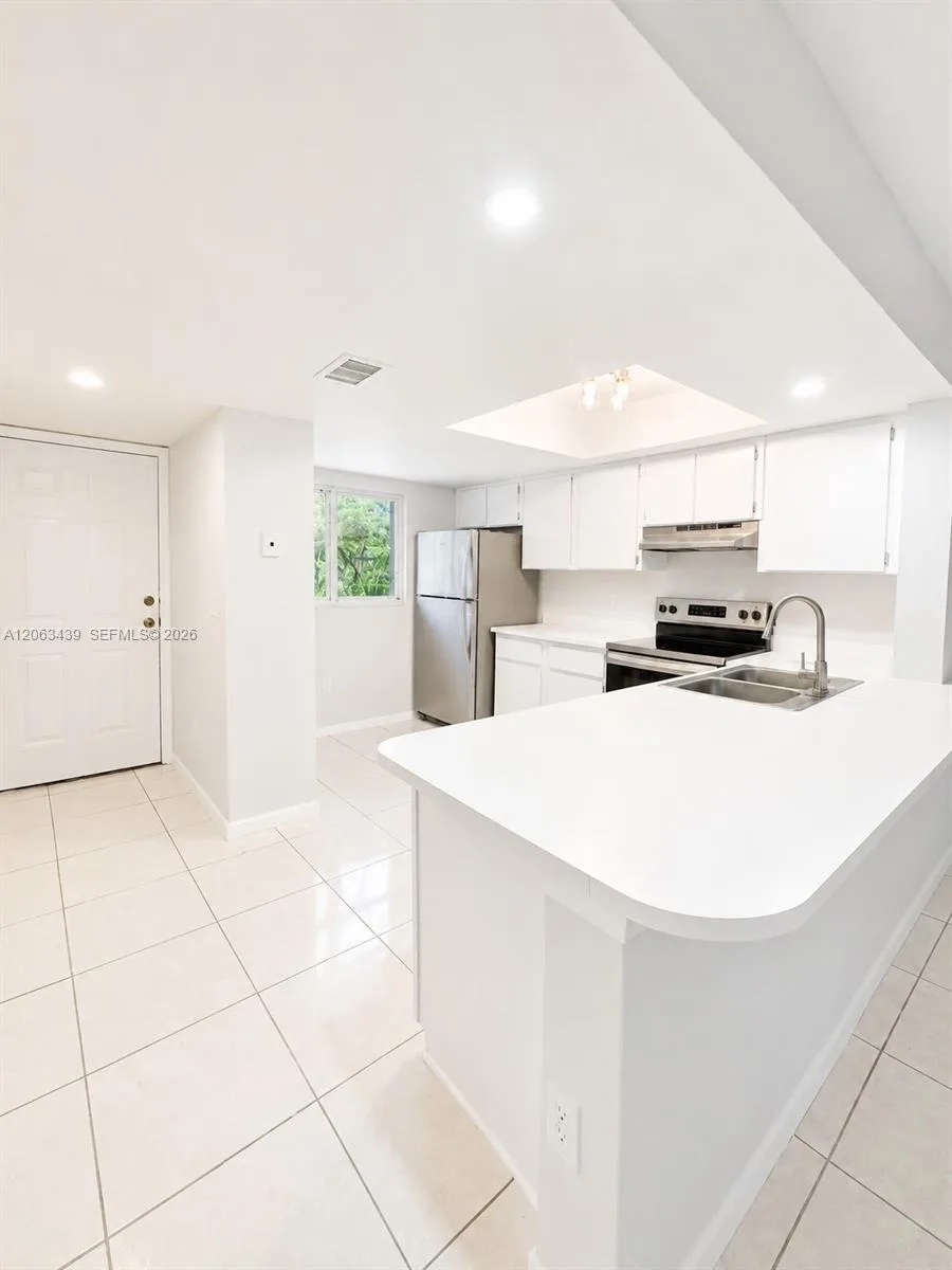 106 Palm Beach Trace Dr # 106, Royal Palm Beach, FL 33411 — zdjęcie 2