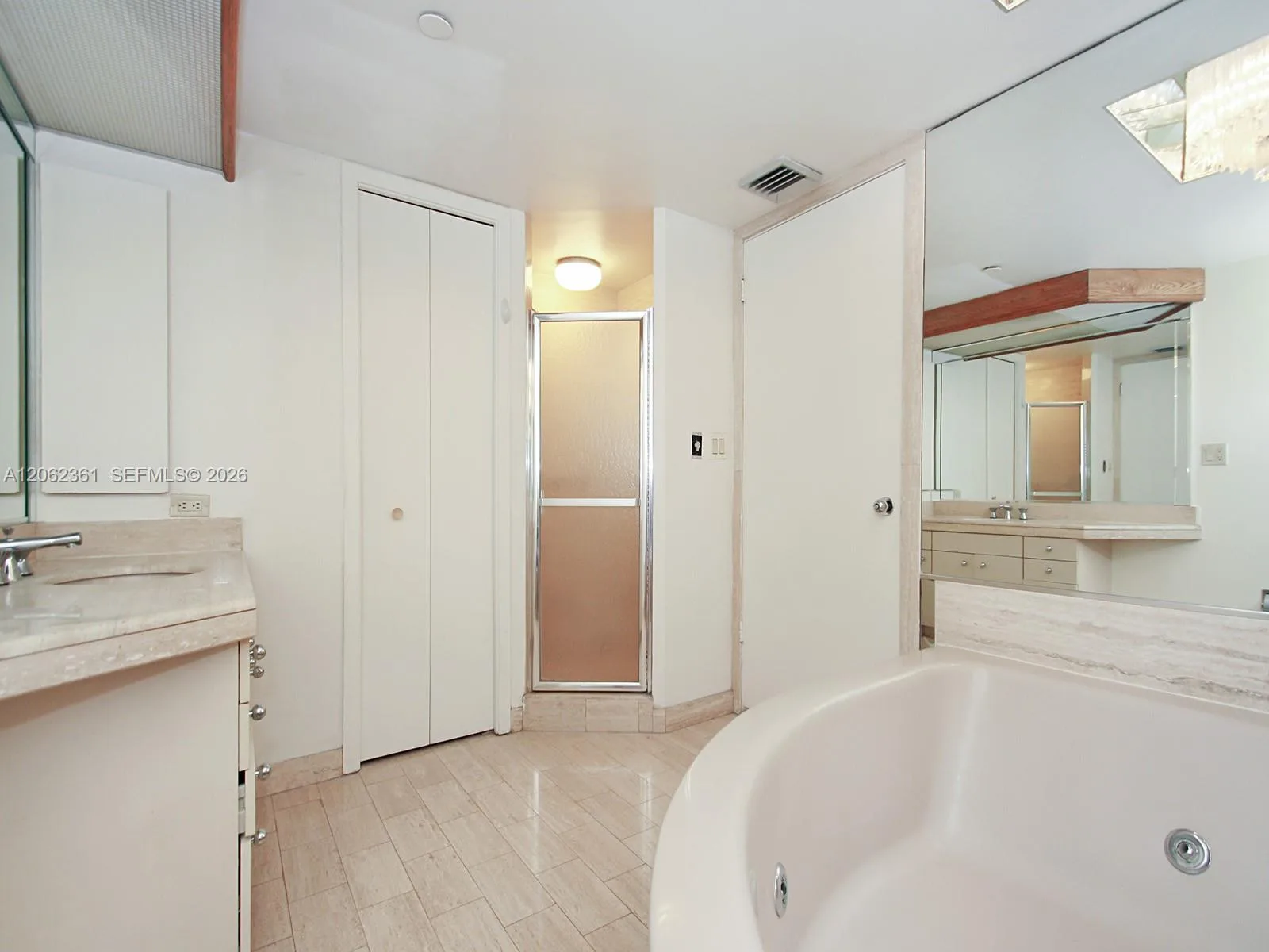 19355 Turnberry Way # 12C, Aventura, FL 33180 photo 13