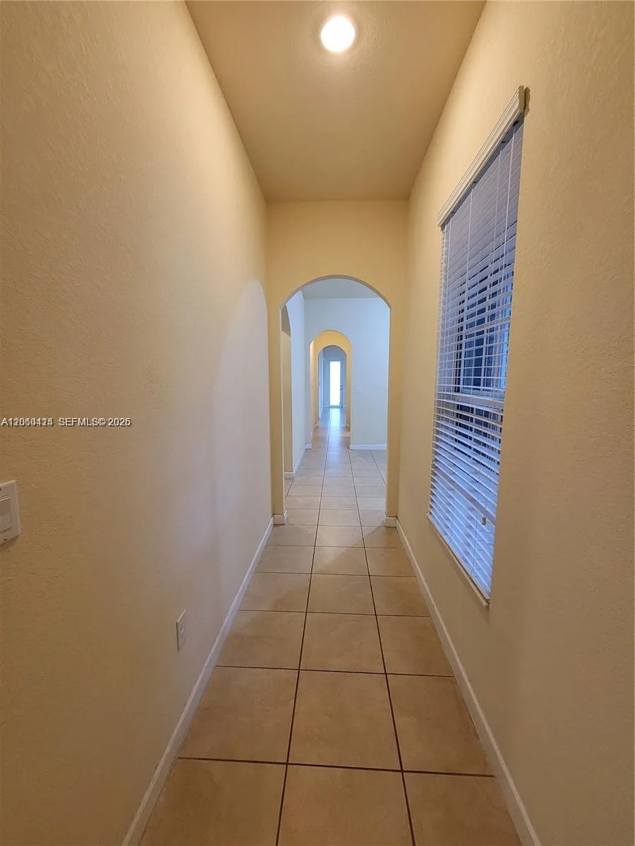 9282 SW 171st Ct, Miami, FL 33196 photo 4