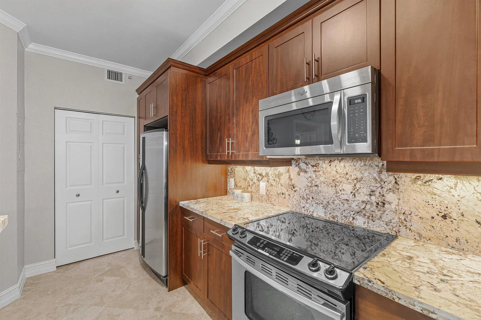 3606 S OCEAN Boulevard # 105, Highland Beach, FL 33487 photo 4