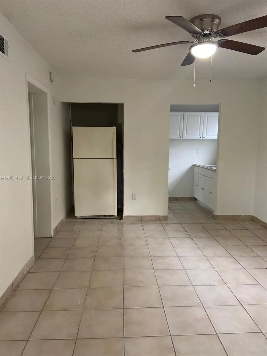 642 E 2nd Ave # B, Hialeah, FL 33010 photo 6