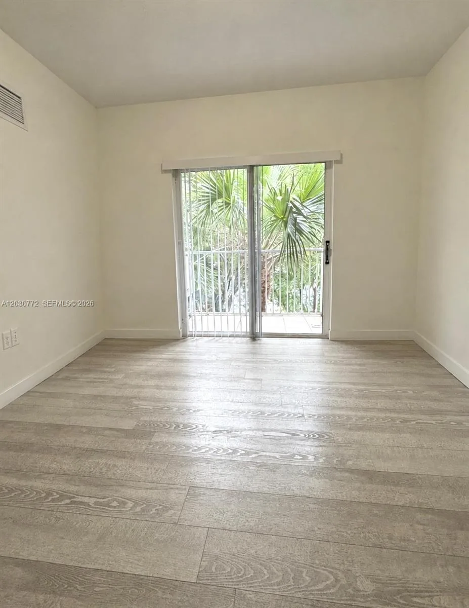 11040 SW 196th St # 312, Cutler Bay, FL 33157