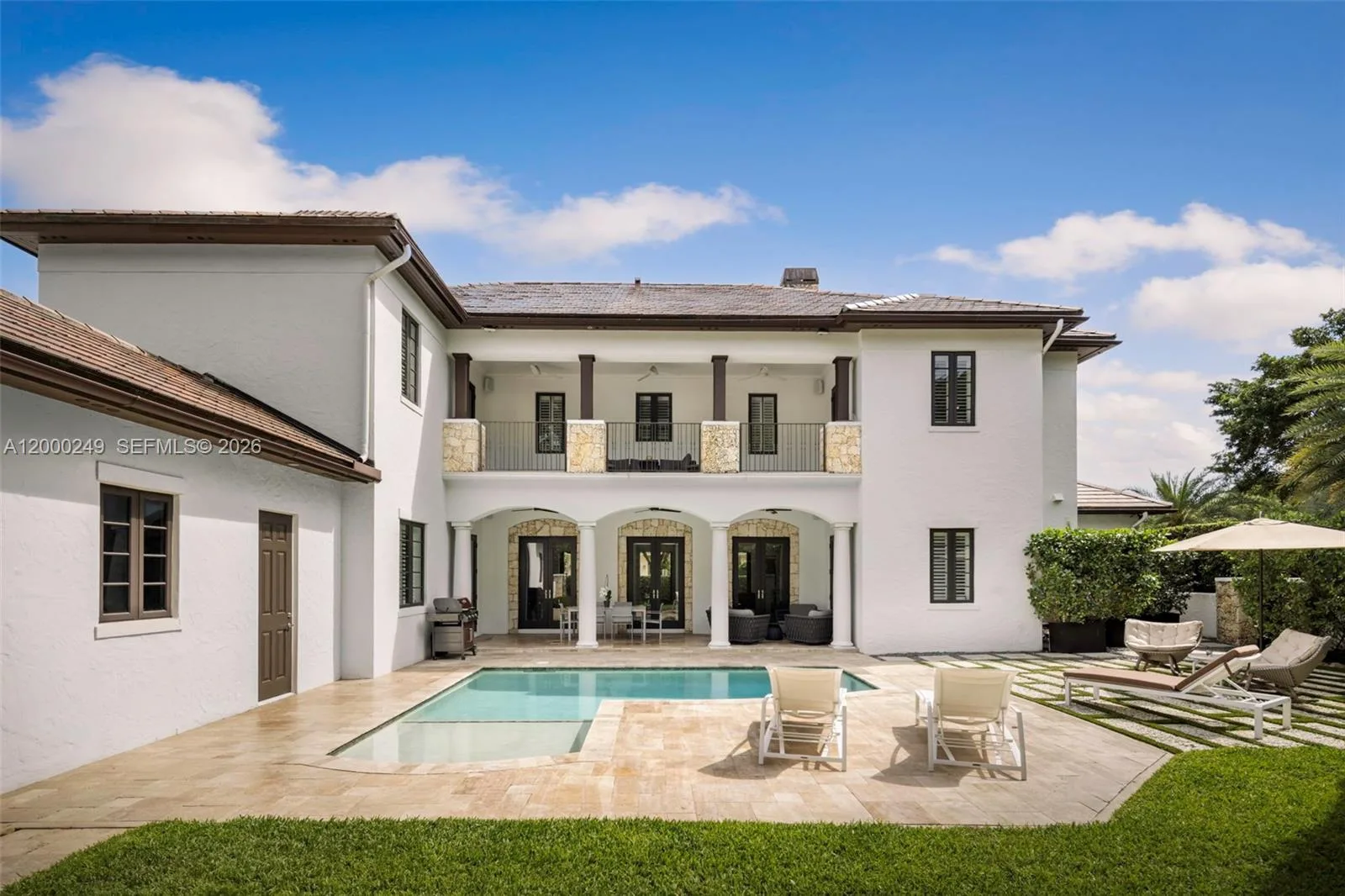 475 Amalfi Ave, Coral Gables, FL 33146